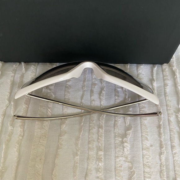 Chanel White Sunglasses Goggle style Silver Hardware - Picture 8 of 13